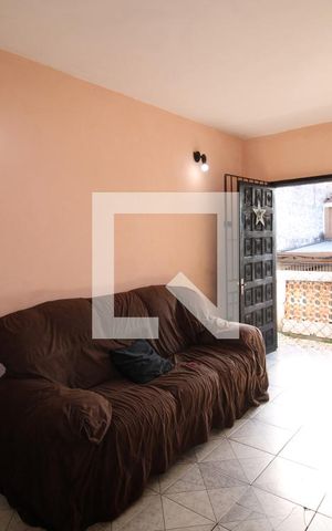 Casa para alugar com 450m², 3 quartos e 2 vagasSala
