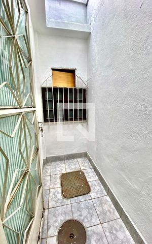 Casa à venda com 62m², 2 quartos e 1 vagaÁrea de Serviço