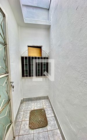 Casa à venda com 62m², 2 quartos e 1 vagaÁrea de Serviço
