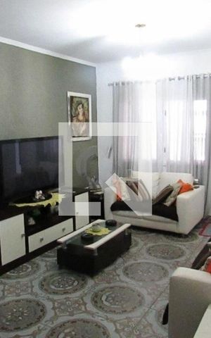 Casa à venda com 126m², 3 quartos e 1 vaga