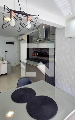 Apartamento para alugar com 77m², 2 quartos e 1 vaga Apartamento para alugar com 77m², 2 quartos e 1 vagaSala