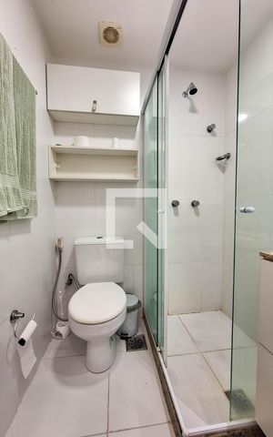 Apartamento para alugar com 77m², 2 quartos e 1 vaga Apartamento para alugar com 77m², 2 quartos e 1 vagaBanheiro da Suíte 2