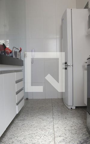 Apartamento à venda com 60m², 2 quartos e 1 vagaCozinha