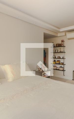Apartamento à venda com 186m², 3 quartos e 2 vagas Apartamento à venda com 186m², 3 quartos e 2 vagasSuíte 1