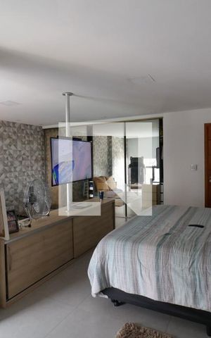 Casa à venda com 680m², 5 quartos e 5 vagasSuíte 2