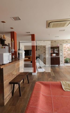 Casa à venda com 680m², 5 quartos e 5 vagasSalão de jogos