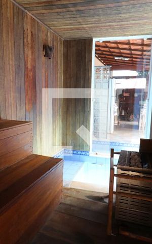 Casa à venda com 680m², 5 quartos e 5 vagasSauna