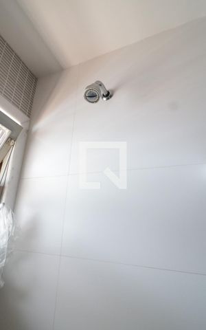 Casa à venda com 680m², 5 quartos e 5 vagasBanheiro Social