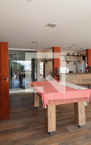 Casa à venda com 680m², 5 quartos e 5 vagasSalão de jogos