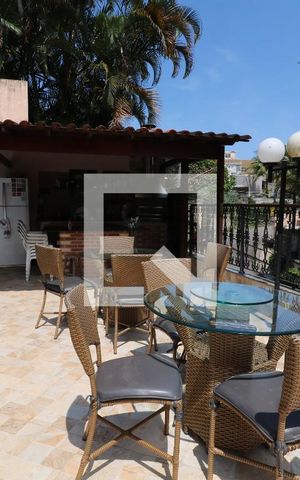 Casa à venda com 680m², 5 quartos e 5 vagasÁrea gourmet