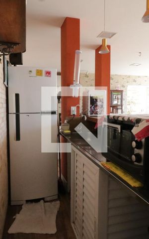 Casa à venda com 680m², 5 quartos e 5 vagasCozinha - Salão de jogos