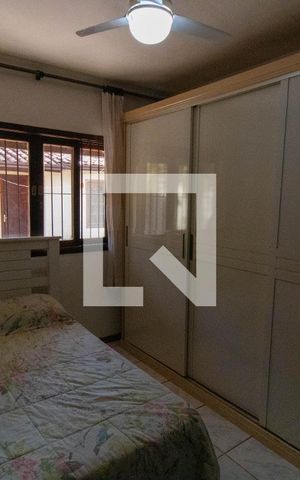Casa à venda com 225m², 4 quartos e 1 vaga Casa à venda com 225m², 4 quartos e 1 vagaSuíte