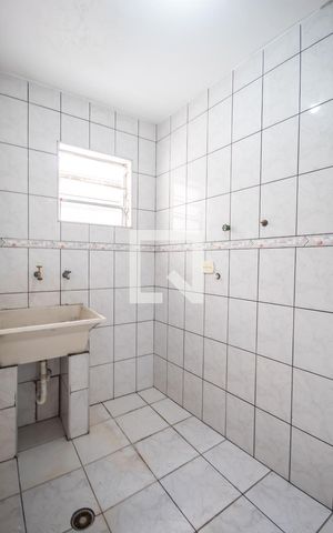 Casa à venda com 132m², 3 quartos e 2 vagas Casa à venda com 132m², 3 quartos e 2 vagasÁrea de Serviço