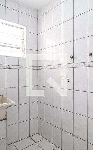 Casa à venda com 132m², 3 quartos e 2 vagas Casa à venda com 132m², 3 quartos e 2 vagasÁrea de Serviço