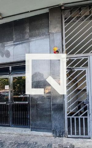 Studio à venda com 50m², 1 quarto e sem vaga Studio à venda com 50m², 1 quarto e sem vagaEntrada