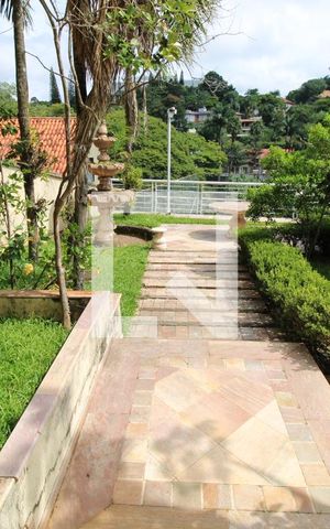Casa para alugar com 800m², 5 quartos e 8 vagasÁrea externa