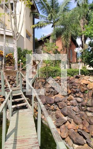 Casa para alugar com 800m², 5 quartos e 8 vagasLago