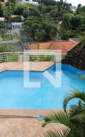 Casa para alugar com 800m², 5 quartos e 8 vagasÁrea externa