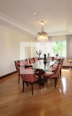 Casa para alugar com 800m², 5 quartos e 8 vagasSala de Jantar