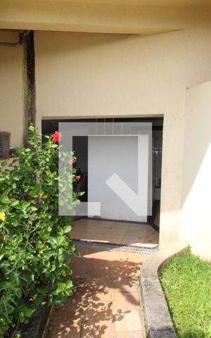 Casa para alugar com 800m², 5 quartos e 8 vagasÁrea externa