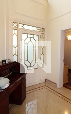 Casa para alugar com 800m², 5 quartos e 8 vagasHall social