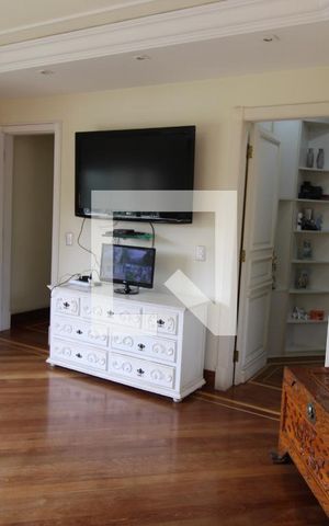 Casa para alugar com 800m², 5 quartos e 8 vagasSuite 1