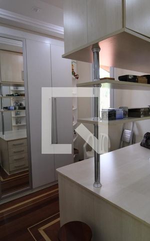 Casa para alugar com 800m², 5 quartos e 8 vagasSuite 1