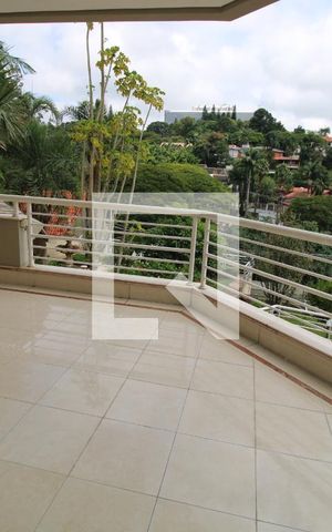 Casa para alugar com 800m², 5 quartos e 8 vagasVaranda da Sala
