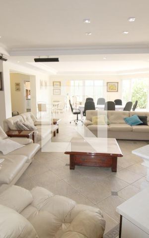 Casa para alugar com 800m², 5 quartos e 8 vagasSala 2