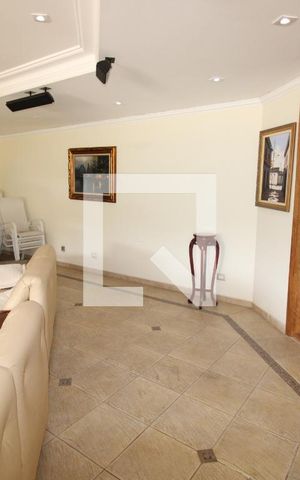 Casa para alugar com 800m², 5 quartos e 8 vagasSala 2