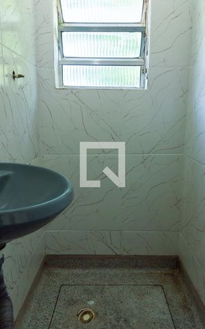 Apartamento para alugar com 40m², 2 quartos e sem vagaBanheiro