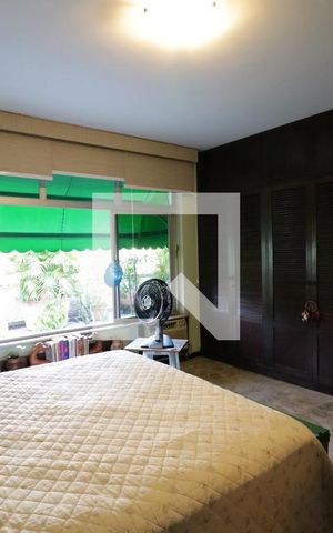 Apartamento à venda com 234m², 5 quartos e 1 vagaSuíte 