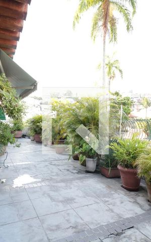 Apartamento à venda com 234m², 5 quartos e 1 vagaVaranda