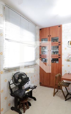 Apartamento à venda com 234m², 5 quartos e 1 vagaCozinha