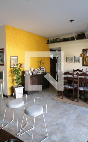 Apartamento à venda com 234m², 5 quartos e 1 vagaSala