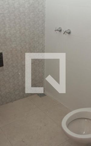 Casa à venda com 180m², 3 quartos e 2 vagasBanheiro 1 