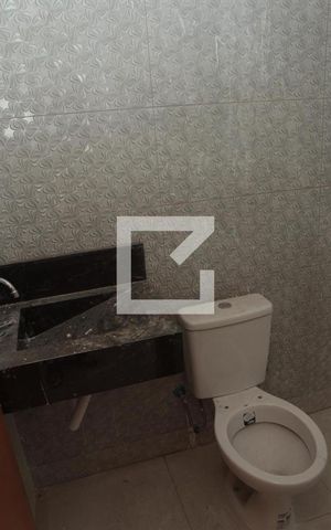 Casa à venda com 180m², 3 quartos e 2 vagasBanheiro 1 