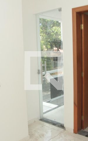 Casa à venda com 180m², 3 quartos e 2 vagasQuarto 1 