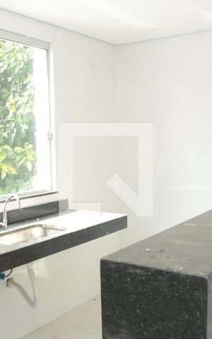Casa à venda com 180m², 3 quartos e 2 vagasSala/cozinha 