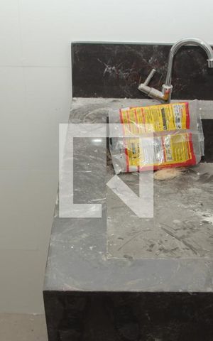 Casa à venda com 180m², 3 quartos e 2 vagasBanheiro 1 
