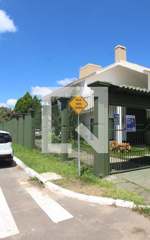 Casa à venda com 416m², 4 quartos e 8 vagasFachada