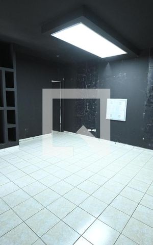 Casa para alugar com 320m², 5 quartos e 4 vagas Casa para alugar com 320m², 5 quartos e 4 vagasQuarto 2