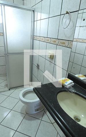 Casa para alugar com 320m², 5 quartos e 4 vagas Casa para alugar com 320m², 5 quartos e 4 vagasBanheiro 3