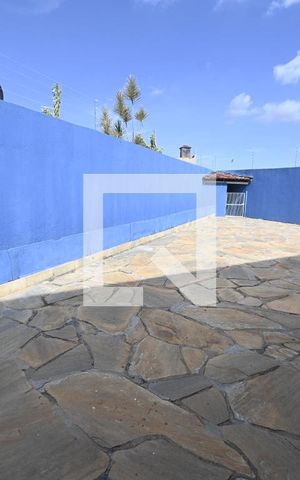 Casa para alugar com 320m², 5 quartos e 4 vagas Casa para alugar com 320m², 5 quartos e 4 vagasÁrea comum
