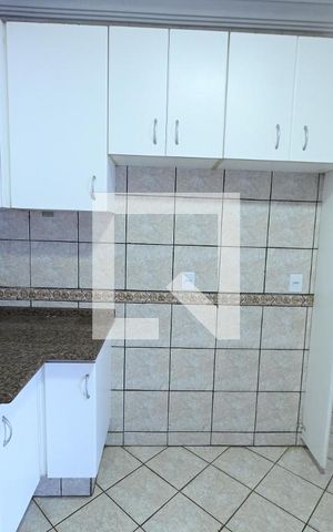 Casa para alugar com 320m², 5 quartos e 4 vagas Casa para alugar com 320m², 5 quartos e 4 vagasCozinha