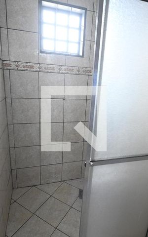 Casa para alugar com 320m², 5 quartos e 4 vagas Casa para alugar com 320m², 5 quartos e 4 vagasBanheiro 2