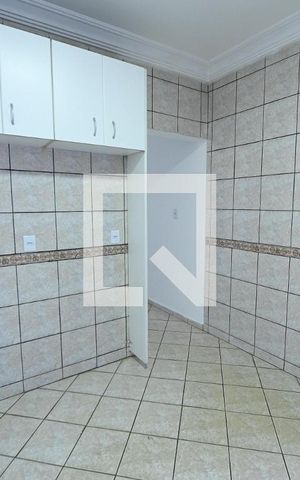 Casa para alugar com 320m², 5 quartos e 4 vagas Casa para alugar com 320m², 5 quartos e 4 vagasCozinha