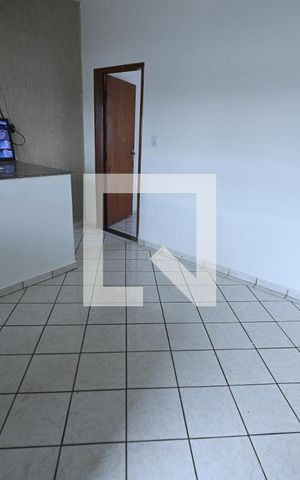 Casa para alugar com 320m², 5 quartos e 4 vagas Casa para alugar com 320m², 5 quartos e 4 vagasSala 2