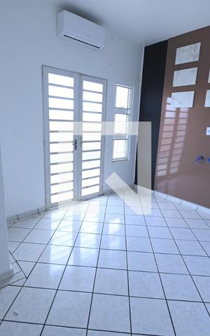 Casa para alugar com 320m², 5 quartos e 4 vagas Casa para alugar com 320m², 5 quartos e 4 vagasQuarto 3