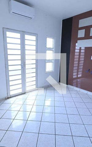 Casa para alugar com 320m², 5 quartos e 4 vagas Casa para alugar com 320m², 5 quartos e 4 vagasQuarto 4